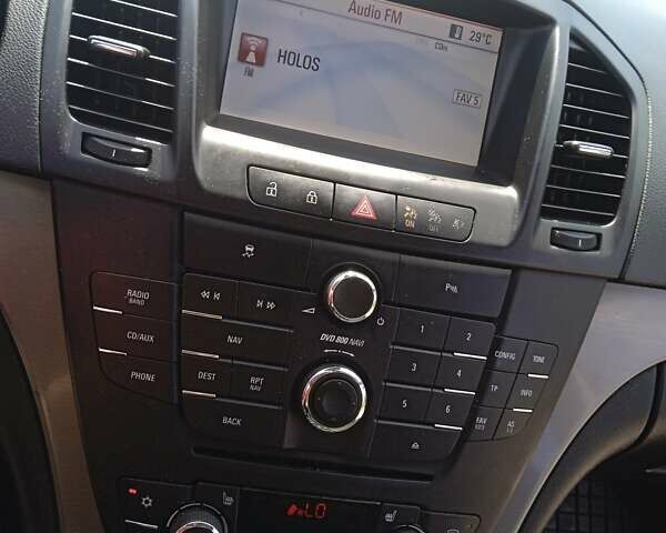 Чорний Опель Інсігнія, об'ємом двигуна 2 л та пробігом 170 тис. км за 7300 $, фото 19 на Automoto.ua