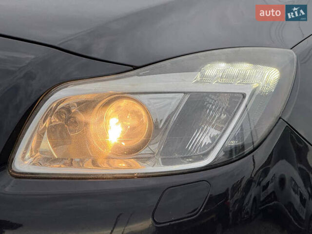 Черный Опель Инсигния, объемом двигателя 1.96 л и пробегом 242 тыс. км за 7600 $, фото 19 на Automoto.ua