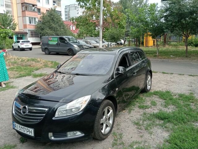 Чорний Опель Інсігнія, об'ємом двигуна 2 л та пробігом 236 тис. км за 7500 $, фото 11 на Automoto.ua
