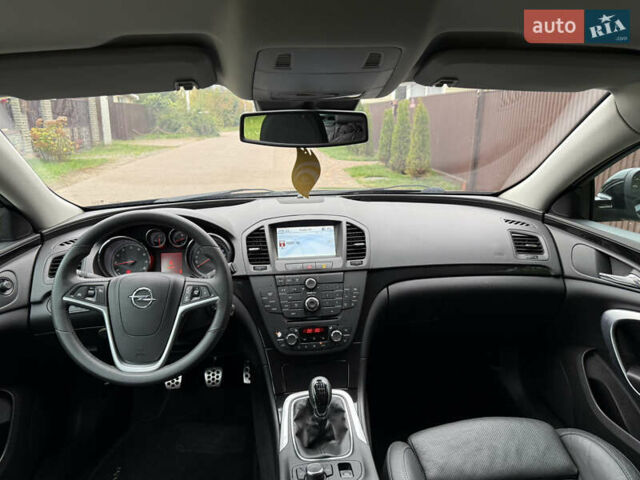 Черный Опель Инсигния, объемом двигателя 1.6 л и пробегом 204 тыс. км за 8300 $, фото 20 на Automoto.ua