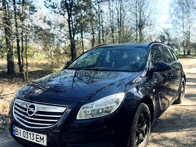 Черный Опель Инсигния, объемом двигателя 2 л и пробегом 201 тыс. км за 6300 $, фото 6 на Automoto.ua
