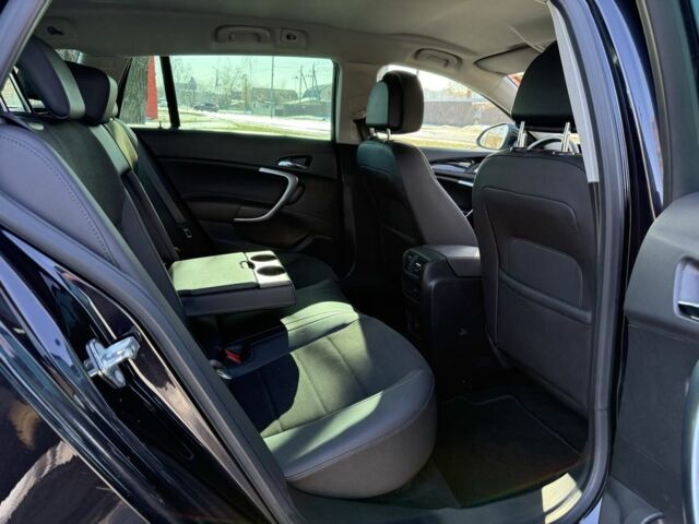 Чорний Опель Інсігнія, об'ємом двигуна 1.8 л та пробігом 186 тис. км за 8000 $, фото 19 на Automoto.ua