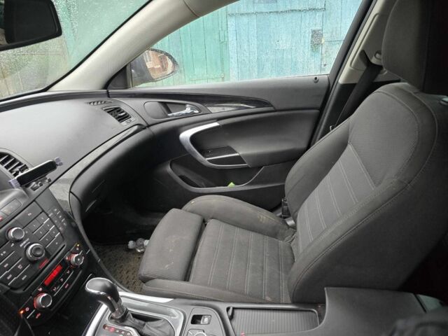 Черный Опель Инсигния, объемом двигателя 2 л и пробегом 305 тыс. км за 2800 $, фото 7 на Automoto.ua