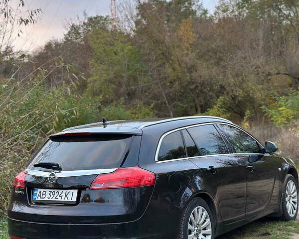 Черный Опель Инсигния, объемом двигателя 2 л и пробегом 266 тыс. км за 7600 $, фото 6 на Automoto.ua