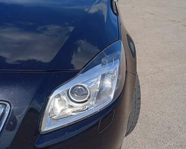 Черный Опель Инсигния, объемом двигателя 2 л и пробегом 170 тыс. км за 7300 $, фото 1 на Automoto.ua