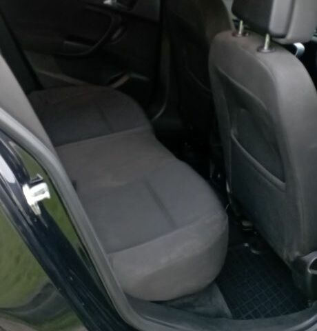 Черный Опель Инсигния, объемом двигателя 2 л и пробегом 244 тыс. км за 7700 $, фото 6 на Automoto.ua