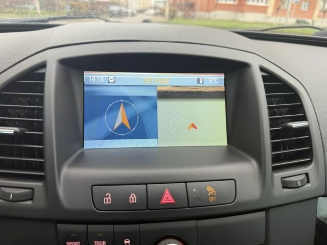 Черный Опель Инсигния, объемом двигателя 1.6 л и пробегом 204 тыс. км за 8000 $, фото 16 на Automoto.ua