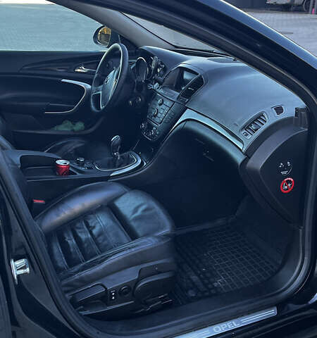 Опель Інсігнія 2009 у Львові на Automoto.ua Чорний Опель Інсігнія, об'ємом двигуна 1.96 л та пробігом 373 тис. км за 7300 $, фото 20 на Automoto.ua