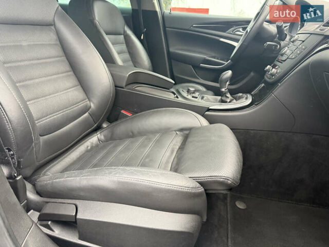 Чорний Опель Інсігнія, об'ємом двигуна 1.6 л та пробігом 204 тис. км за 8000 $, фото 39 на Automoto.ua