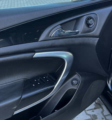 Опель Інсігнія 2009 у Львові на Automoto.ua Чорний Опель Інсігнія, об'ємом двигуна 1.96 л та пробігом 373 тис. км за 7300 $, фото 16 на Automoto.ua