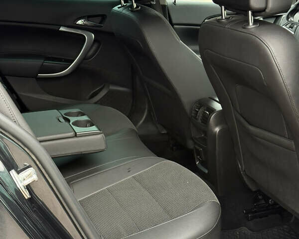 Черный Опель Инсигния, объемом двигателя 2 л и пробегом 292 тыс. км за 5900 $, фото 19 на Automoto.ua