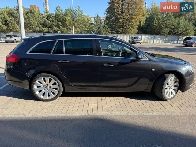 Черный Опель Инсигния, объемом двигателя 2 л и пробегом 237 тыс. км за 9200 $, фото 3 на Automoto.ua