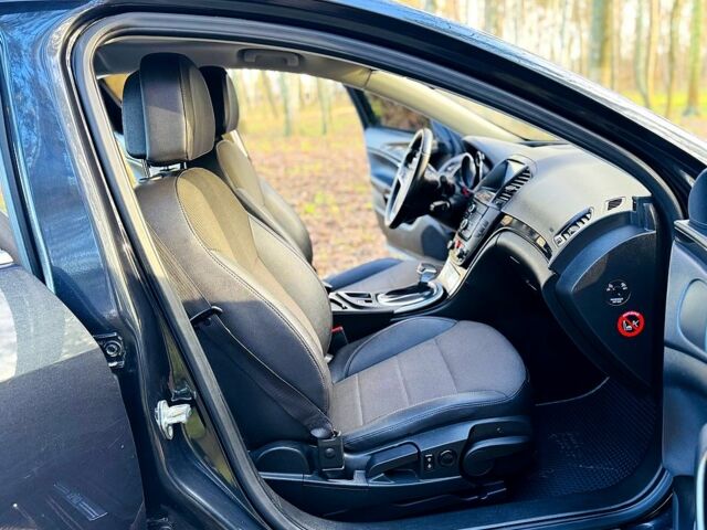 Черный Опель Инсигния, объемом двигателя 2 л и пробегом 97 тыс. км за 8800 $, фото 9 на Automoto.ua