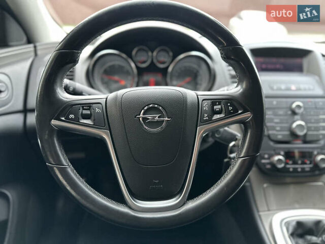 Черный Опель Инсигния, объемом двигателя 2 л и пробегом 194 тыс. км за 7500 $, фото 25 на Automoto.ua