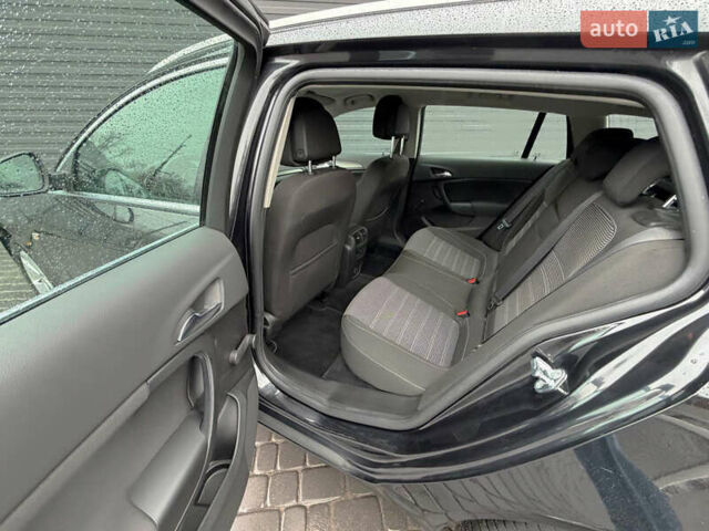 Черный Опель Инсигния, объемом двигателя 1.6 л и пробегом 246 тыс. км за 8000 $, фото 6 на Automoto.ua