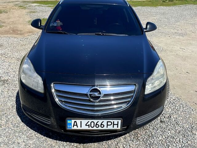 Черный Опель Инсигния, объемом двигателя 2 л и пробегом 280 тыс. км за 6500 $, фото 3 на Automoto.ua