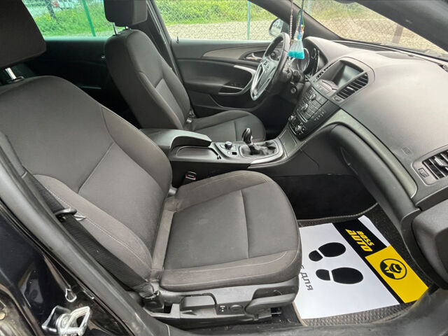 Черный Опель Инсигния, объемом двигателя 2 л и пробегом 237 тыс. км за 6700 $, фото 24 на Automoto.ua