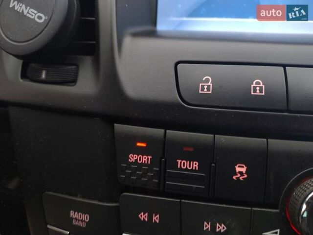 Черный Опель Инсигния, объемом двигателя 2 л и пробегом 265 тыс. км за 5750 $, фото 32 на Automoto.ua