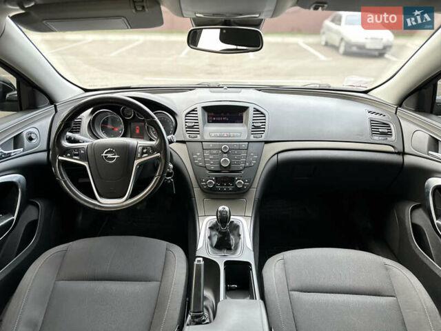 Черный Опель Инсигния, объемом двигателя 2 л и пробегом 194 тыс. км за 7500 $, фото 18 на Automoto.ua