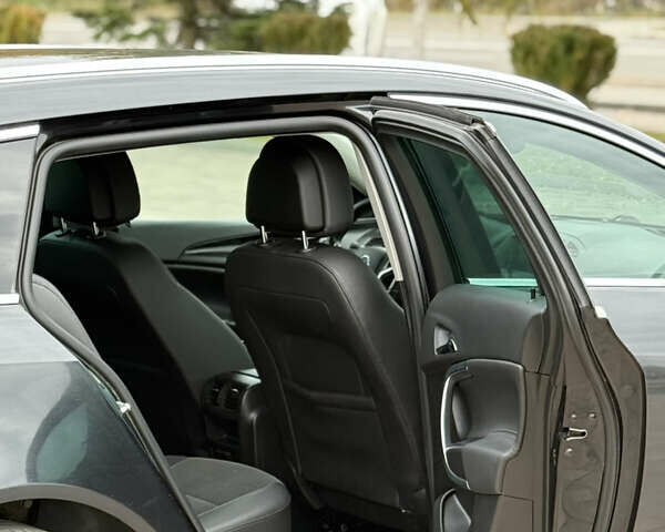 Черный Опель Инсигния, объемом двигателя 2 л и пробегом 292 тыс. км за 5900 $, фото 18 на Automoto.ua