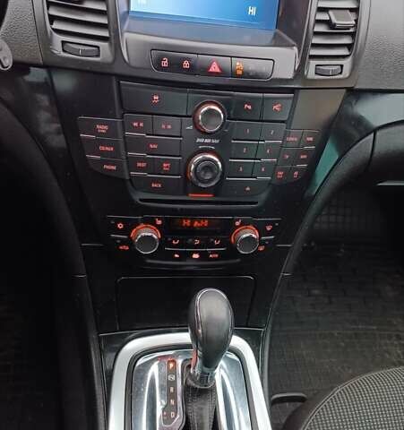 Черный Опель Инсигния, объемом двигателя 2 л и пробегом 215 тыс. км за 7250 $, фото 83 на Automoto.ua