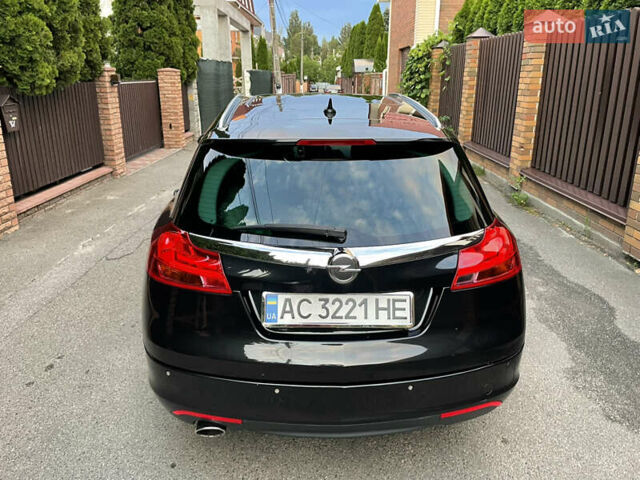 Черный Опель Инсигния, объемом двигателя 2 л и пробегом 307 тыс. км за 8500 $, фото 4 на Automoto.ua