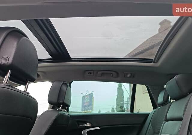 Черный Опель Инсигния, объемом двигателя 2 л и пробегом 215 тыс. км за 7250 $, фото 51 на Automoto.ua