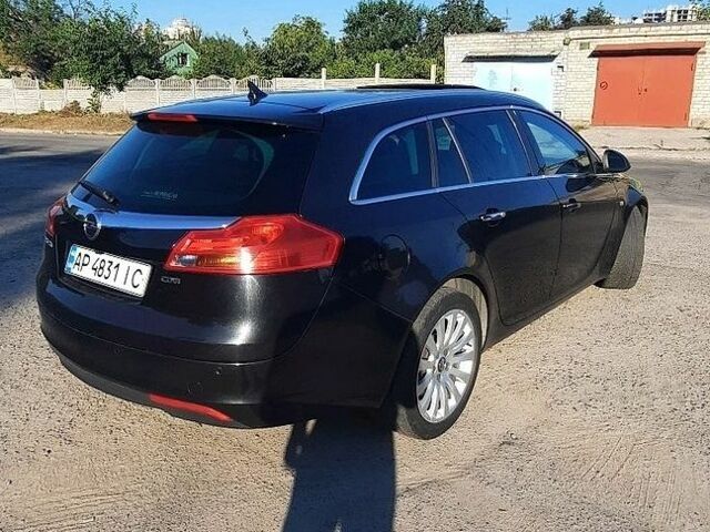 Чорний Опель Інсігнія, об'ємом двигуна 2 л та пробігом 180 тис. км за 8400 $, фото 2 на Automoto.ua