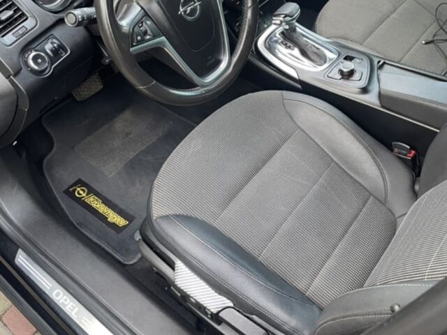 Черный Опель Инсигния, объемом двигателя 2 л и пробегом 0 тыс. км за 8000 $, фото 1 на Automoto.ua