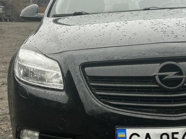 Чорний Опель Інсігнія, об'ємом двигуна 2 л та пробігом 288 тис. км за 6000 $, фото 11 на Automoto.ua