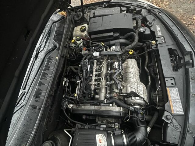 Чорний Опель Інсігнія, об'ємом двигуна 2 л та пробігом 288 тис. км за 6000 $, фото 6 на Automoto.ua