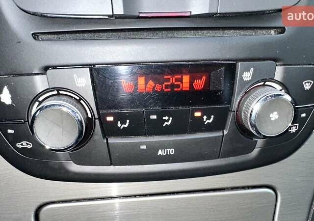 Чорний Опель Інсігнія, об'ємом двигуна 1.8 л та пробігом 189 тис. км за 7700 $, фото 20 на Automoto.ua