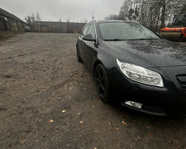 Чорний Опель Інсігнія, об'ємом двигуна 1.96 л та пробігом 288 тис. км за 6000 $, фото 5 на Automoto.ua