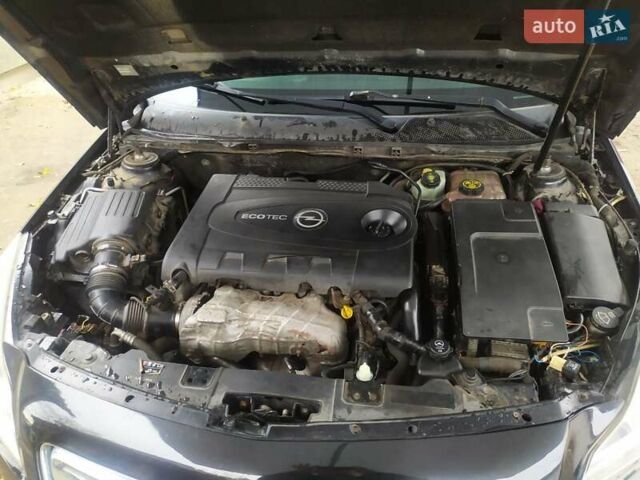Опель Инсигния 2010 в Львове на Automoto.ua Черный Опель Инсигния, объемом двигателя 2 л и пробегом 350 тыс. км за 6500 $, фото 1 на Automoto.ua