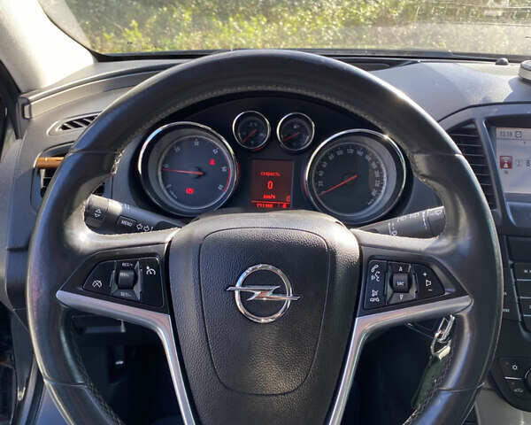 Чорний Опель Інсігнія, об'ємом двигуна 1.96 л та пробігом 231 тис. км за 7500 $, фото 13 на Automoto.ua