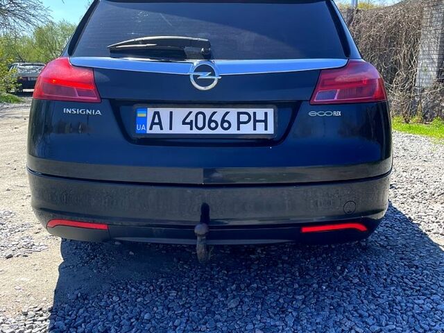 Черный Опель Инсигния, объемом двигателя 2 л и пробегом 280 тыс. км за 6500 $, фото 2 на Automoto.ua