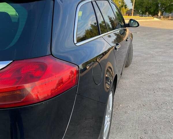 Черный Опель Инсигния, объемом двигателя 1.96 л и пробегом 328 тыс. км за 6300 $, фото 31 на Automoto.ua