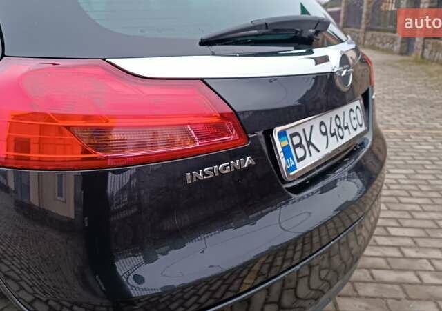 Черный Опель Инсигния, объемом двигателя 2 л и пробегом 215 тыс. км за 7250 $, фото 40 на Automoto.ua