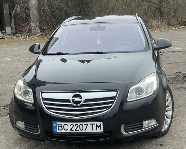 Чорний Опель Інсігнія, об'ємом двигуна 1.96 л та пробігом 276 тис. км за 8000 $, фото 2 на Automoto.ua
