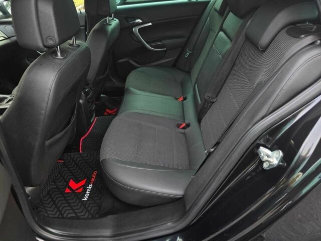 Черный Опель Инсигния, объемом двигателя 1.96 л и пробегом 197 тыс. км за 6999 $, фото 15 на Automoto.ua