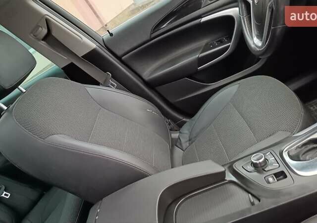 Черный Опель Инсигния, объемом двигателя 2 л и пробегом 215 тыс. км за 7250 $, фото 67 на Automoto.ua