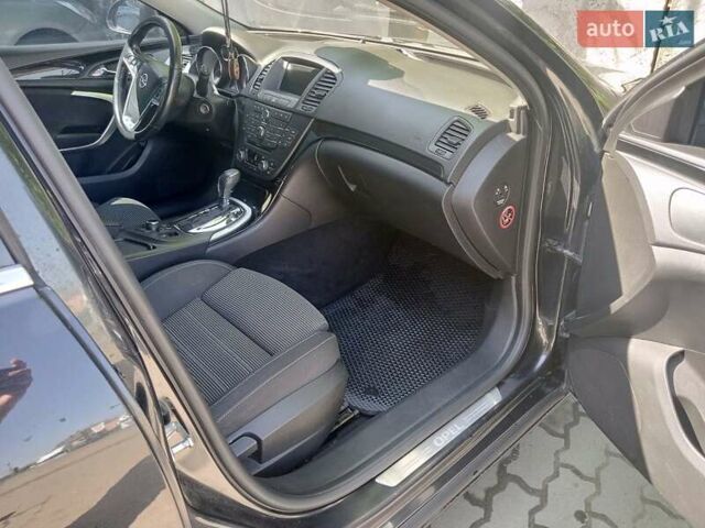 Черный Опель Инсигния, объемом двигателя 1.96 л и пробегом 278 тыс. км за 8000 $, фото 9 на Automoto.ua