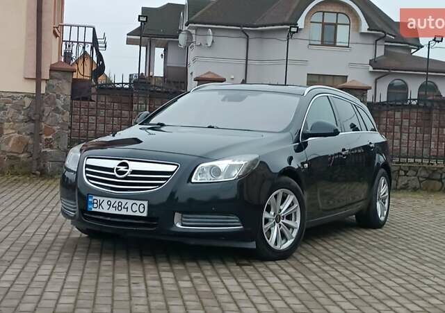 Черный Опель Инсигния, объемом двигателя 2 л и пробегом 215 тыс. км за 7250 $, фото 9 на Automoto.ua