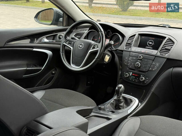 Черный Опель Инсигния, объемом двигателя 2 л и пробегом 292 тыс. км за 5900 $, фото 15 на Automoto.ua