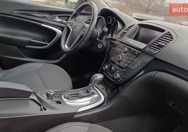 Черный Опель Инсигния, объемом двигателя 2 л и пробегом 215 тыс. км за 7250 $, фото 68 на Automoto.ua