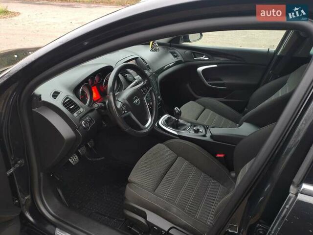 Черный Опель Инсигния, объемом двигателя 2 л и пробегом 265 тыс. км за 5750 $, фото 17 на Automoto.ua