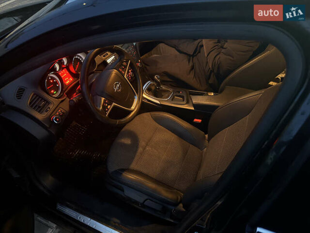 Черный Опель Инсигния, объемом двигателя 1.96 л и пробегом 230 тыс. км за 5700 $, фото 29 на Automoto.ua