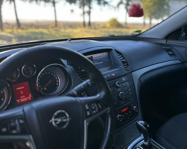 Опель Інсігнія 2010 у Березне на Automoto.ua Чорний Опель Інсігнія, об'ємом двигуна 1.96 л та пробігом 303 тис. км за 7500 $, фото 9 на Automoto.ua