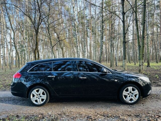 Черный Опель Инсигния, объемом двигателя 2 л и пробегом 97 тыс. км за 8800 $, фото 2 на Automoto.ua