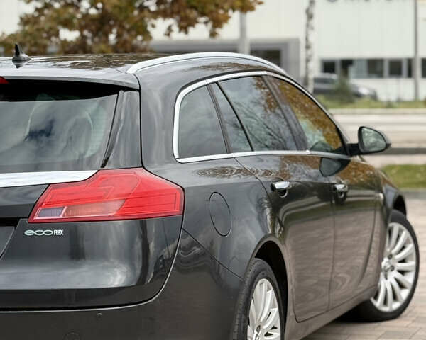 Черный Опель Инсигния, объемом двигателя 2 л и пробегом 292 тыс. км за 5900 $, фото 5 на Automoto.ua